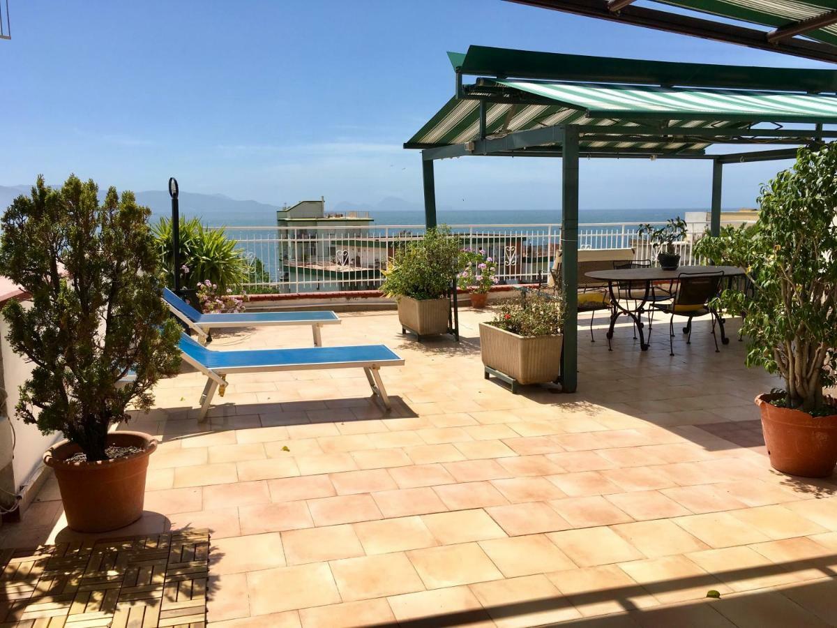 La Casa Di Marcello Apartment Torre Annunziata Bagian luar foto
