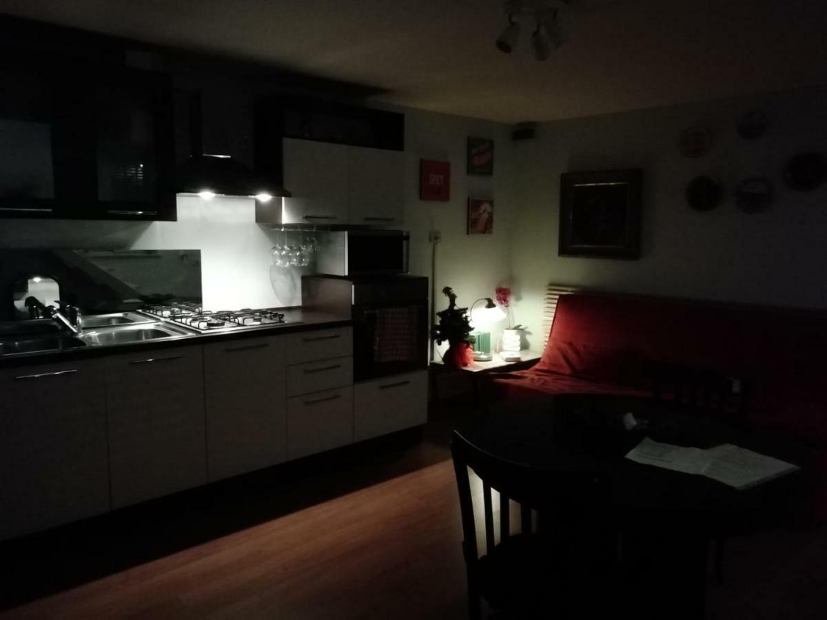 La Casa Di Marcello Apartment Torre Annunziata Bagian luar foto